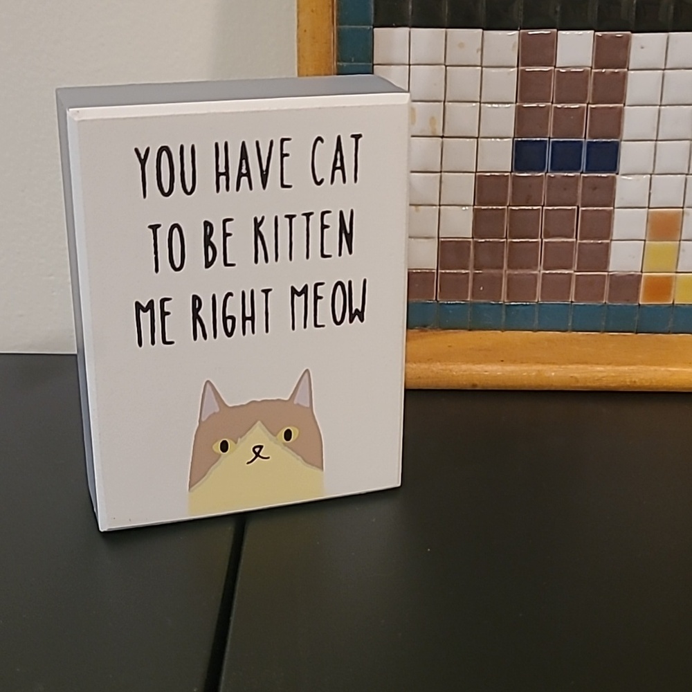Cat Decor - Picture 3 of 12